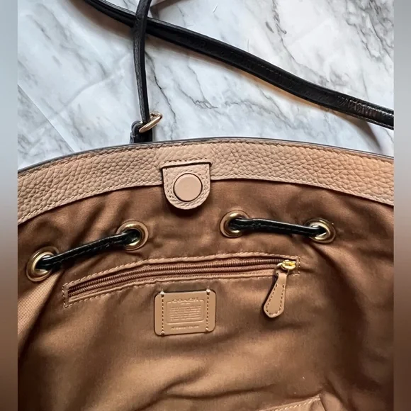 COACH Andy Crossbody Bag With Horse And Carriage Pebble Leather Tan Black - Picture 5 of 9